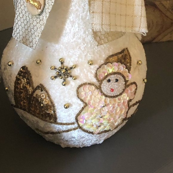 Blinged out Snowman with lots of attitude ⛄️ - Picture 4 of 9